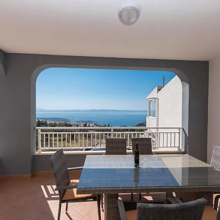아파트 Violeta With Amazing Seaview *