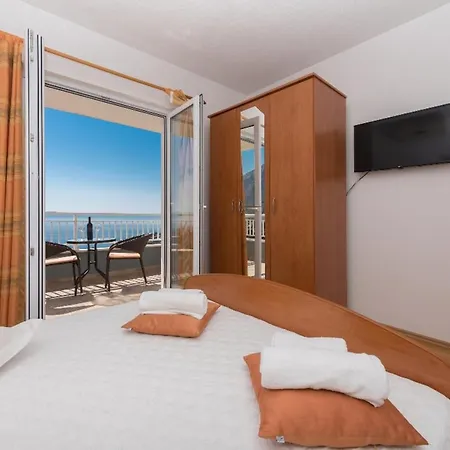 아파트 Violeta With Amazing Seaview *