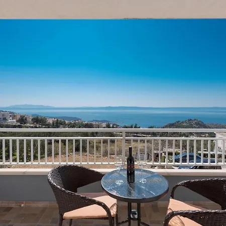 Violeta With Amazing Seaview Apartment Makarska